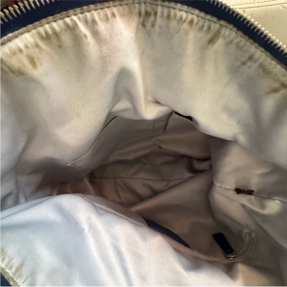 Vintage Coach Laura signature print
Large tote bag in Navy Blue - Picture 10 of 12